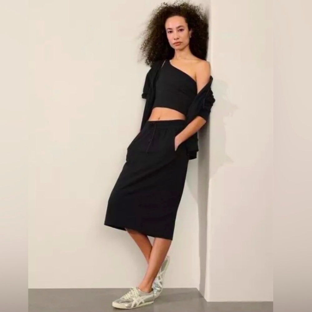 Athleta Stride Midi Skirt NEW NWT